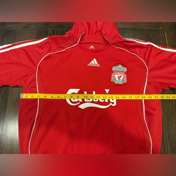 Liverpool FC Soccer Football Jersey - Picture 9 of 10